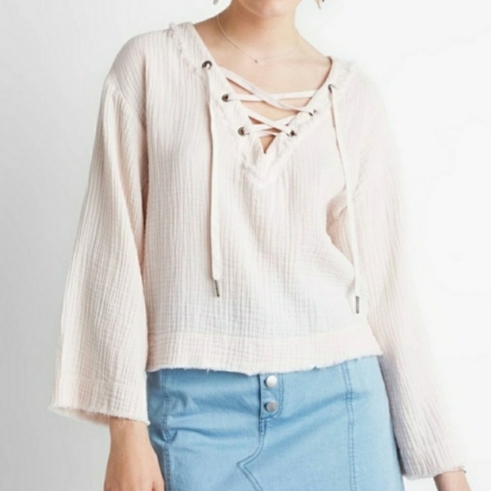 Cloth & Stone- Lace-up Pink Sweater